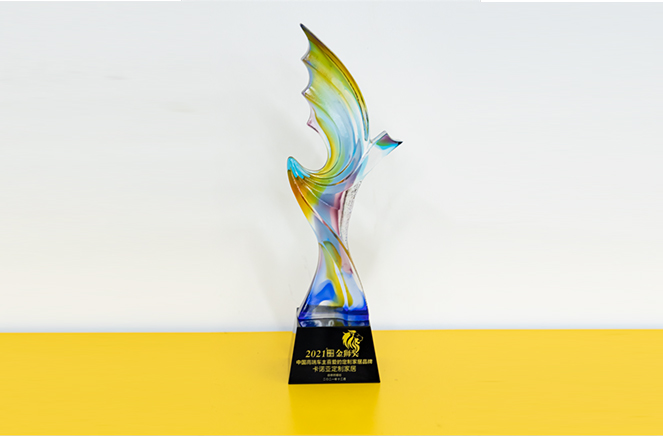 91视频污版下载获“中国高端车主喜爱的定制家居品牌”奖